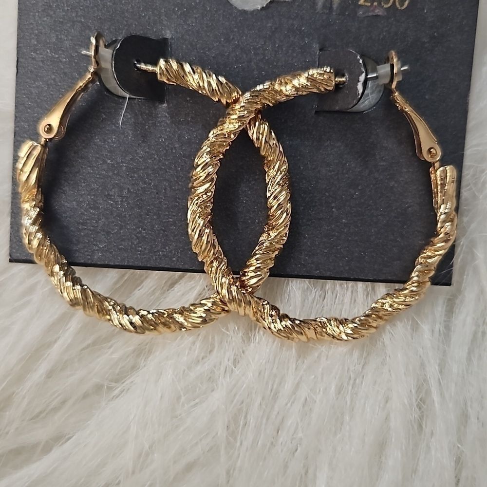 New Gold Tone Metallic Hoop Earrings